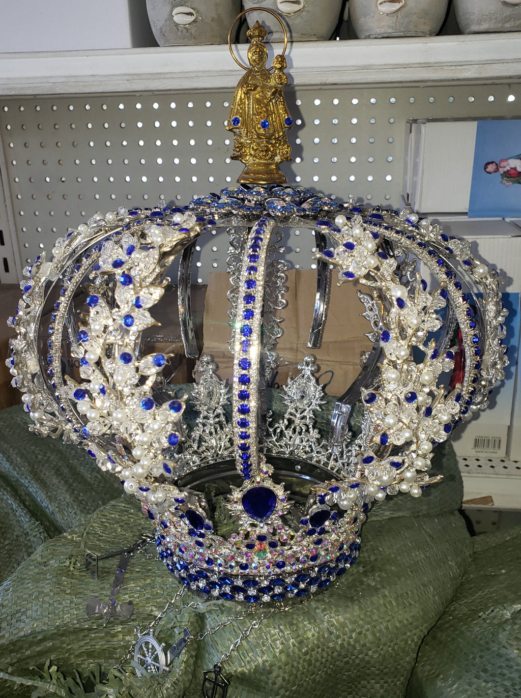 Corona de Yemaya (fina) / Crown of Yemaya (fancy)